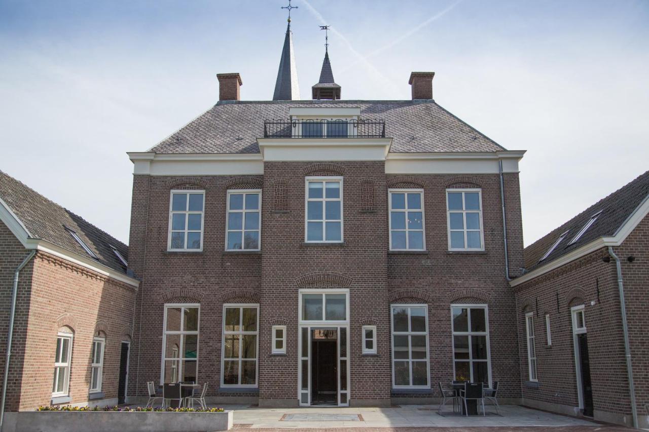 B&B Groepsaccommodatie De Pastorie Lage Mierde 외부 사진