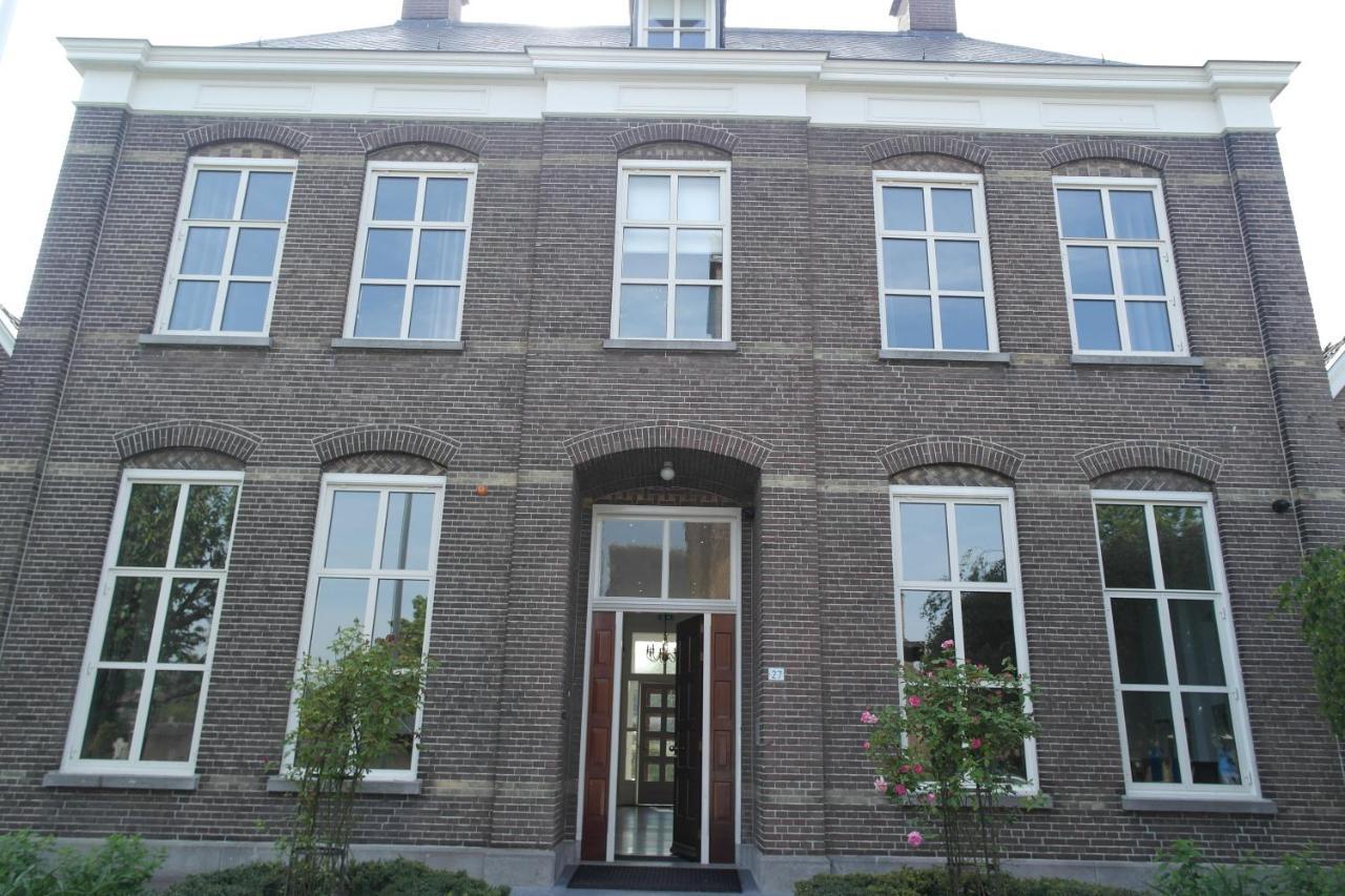 B&B Groepsaccommodatie De Pastorie Lage Mierde 외부 사진